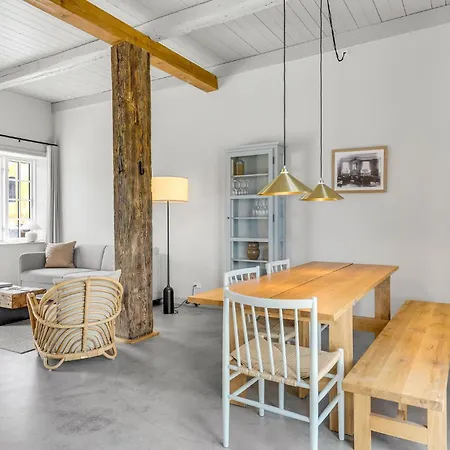 Apartamento 1 Bedroom Beautiful In Nordenbro Vesteregn