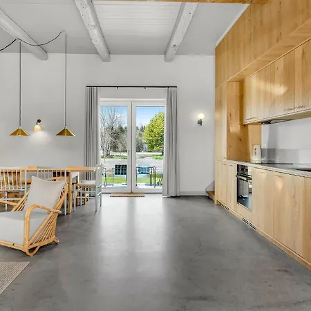 1 Bedroom Beautiful In * Nordenbro Vesteregn