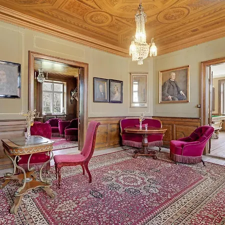 1 Bedroom Beautiful In