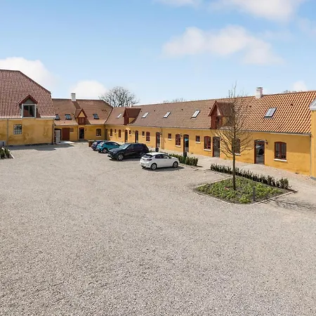 Apartment Amazing In With Wifi And 1 Bedrooms