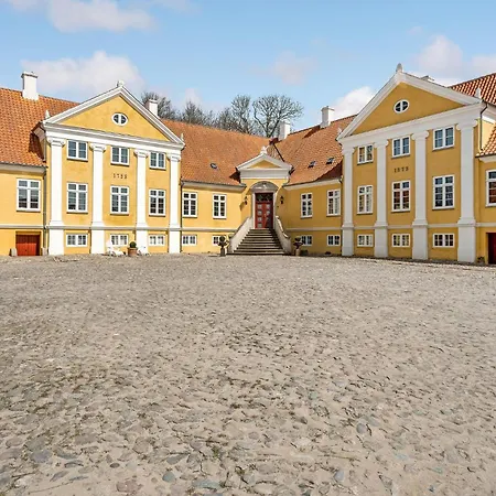 Apartamento 1 Bedroom Beautiful In Nordenbro Vesteregn